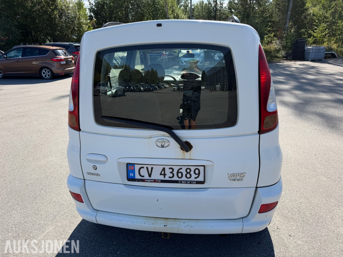 2005 Toyota YARIS VERSO 1.3-84 / Automat / EU-OK til 09.2027