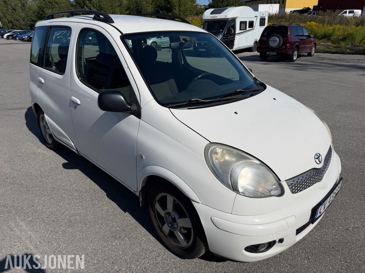 2005 Toyota YARIS VERSO 1.3-84 / Automat / EU-OK til 09.2027