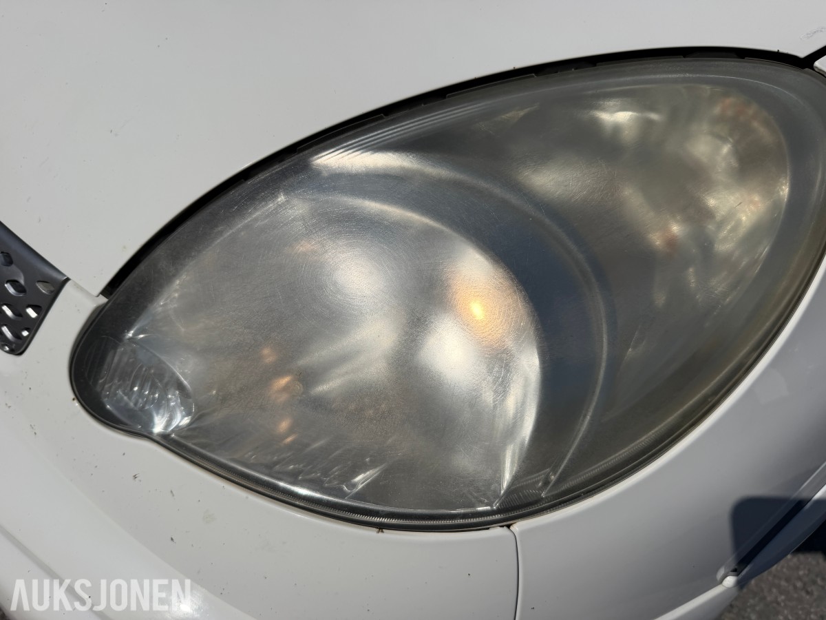 2005 Toyota YARIS VERSO 1.3-84 / Automat / EU-OK til 09.2027