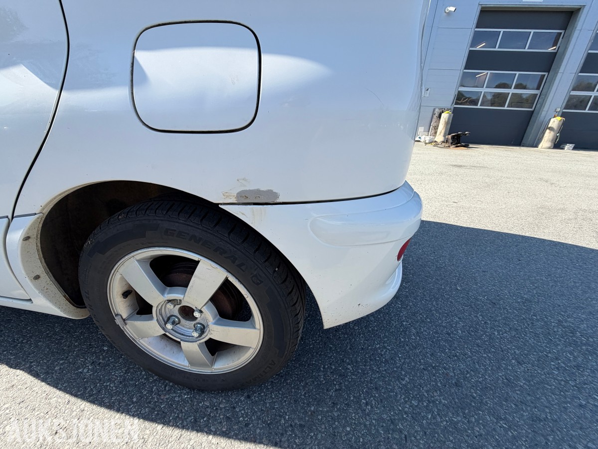 2005 Toyota YARIS VERSO 1.3-84 / Automat / EU-OK til 09.2027