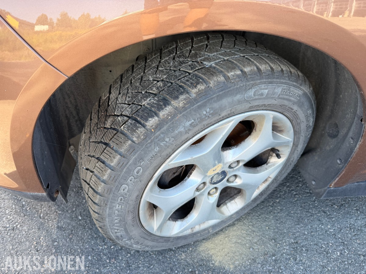 2014 Ford C-MAX 1.0-125 / S+V dekk / Rep.objekt