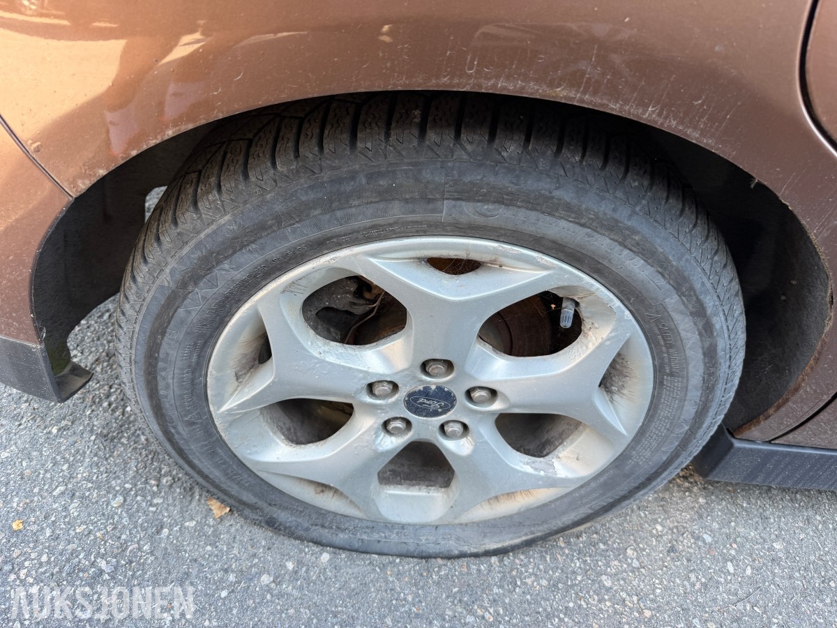 2014 Ford C-MAX 1.0-125 / S+V dekk / Rep.objekt