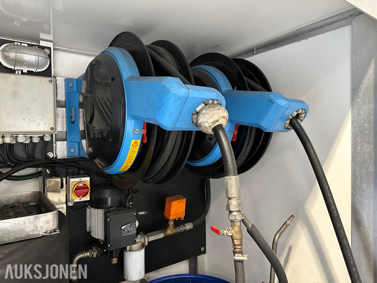 Oljetårn / oljestasjon | Tømming og fylling | Slangetromler og pumper