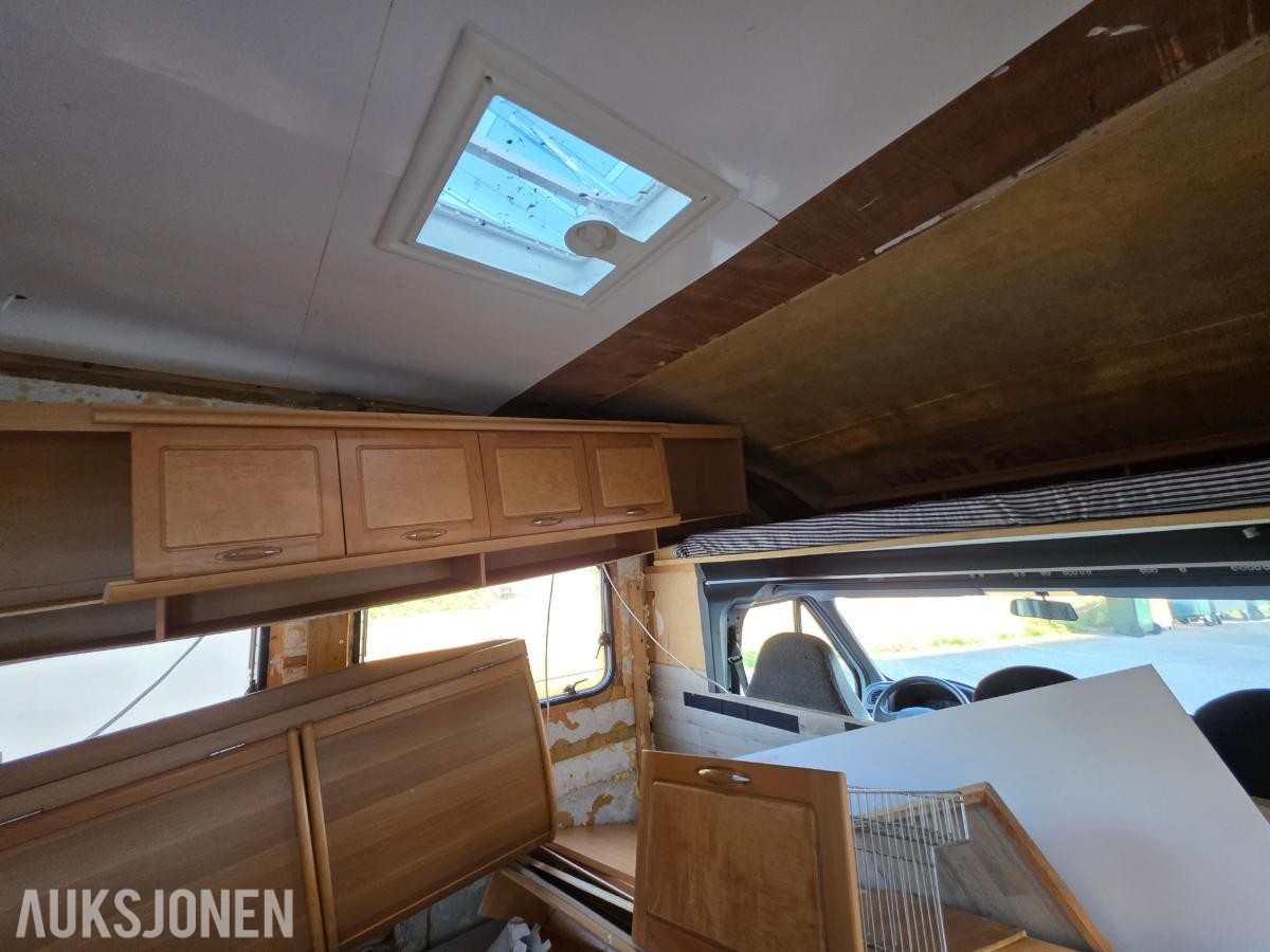 2001 Ford Transit campingbil - prosjekt - ingen minstepris