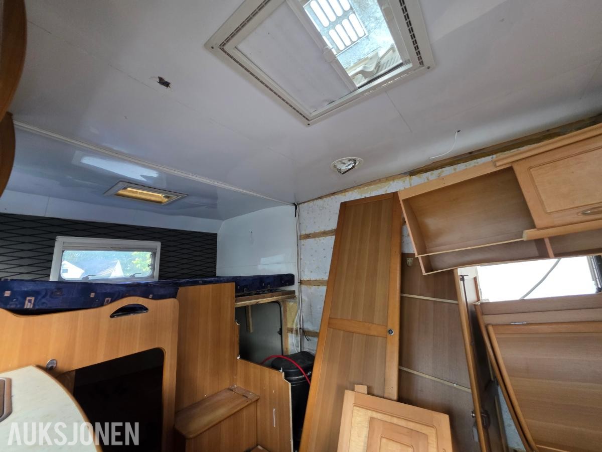 2001 Ford Transit campingbil - prosjekt - ingen minstepris