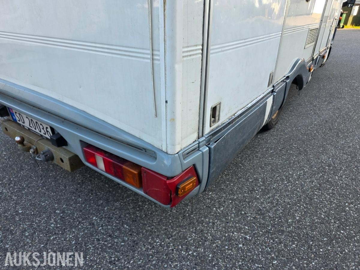 2001 Ford Transit campingbil - prosjekt - ingen minstepris