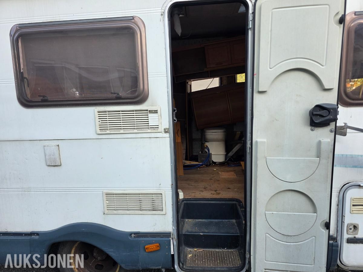 2001 Ford Transit campingbil - prosjekt - ingen minstepris