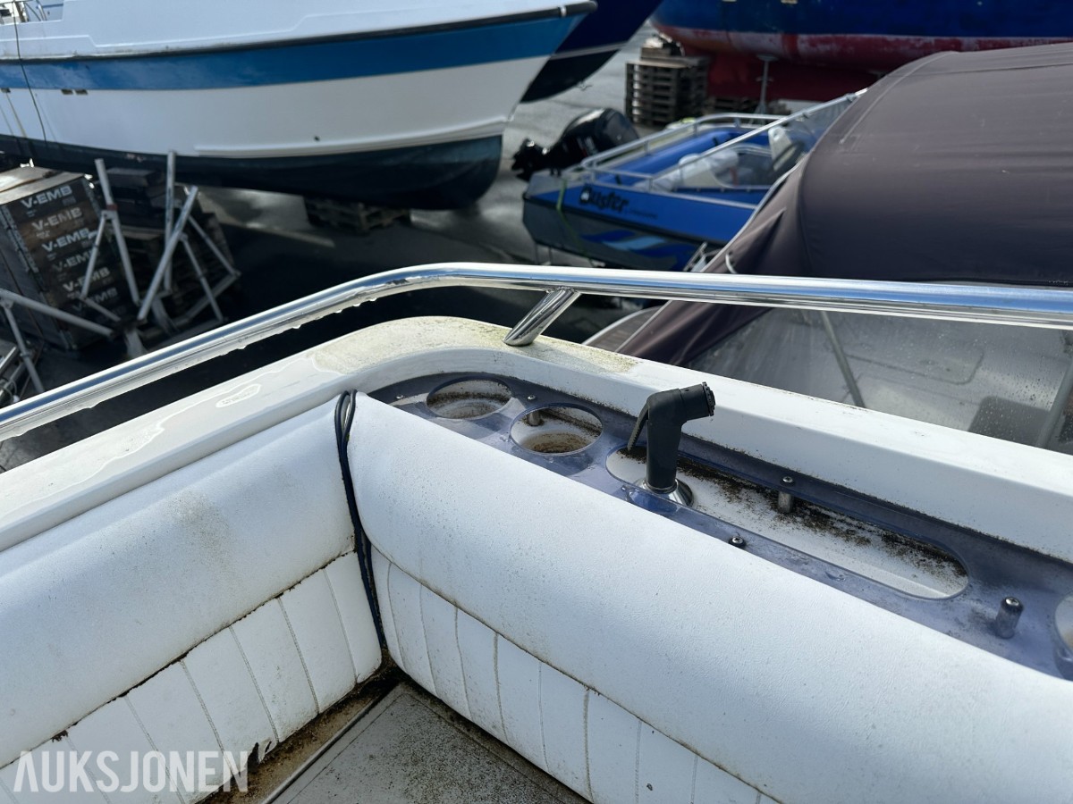 Sunseeker 31 | Motorbåt | Reparasjonsobjekt uten motor