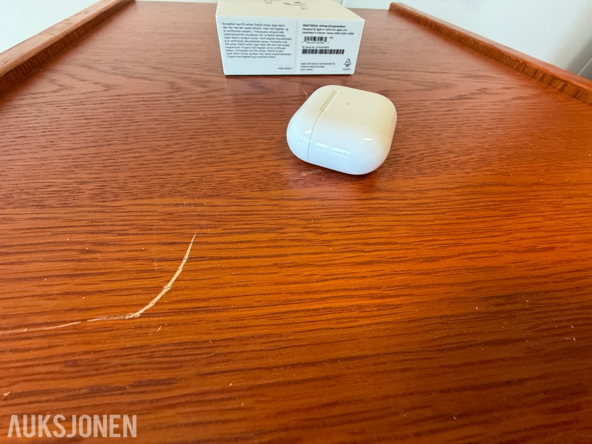 Apple AirPods 3. generasjon med MagSafe-ladeetui
