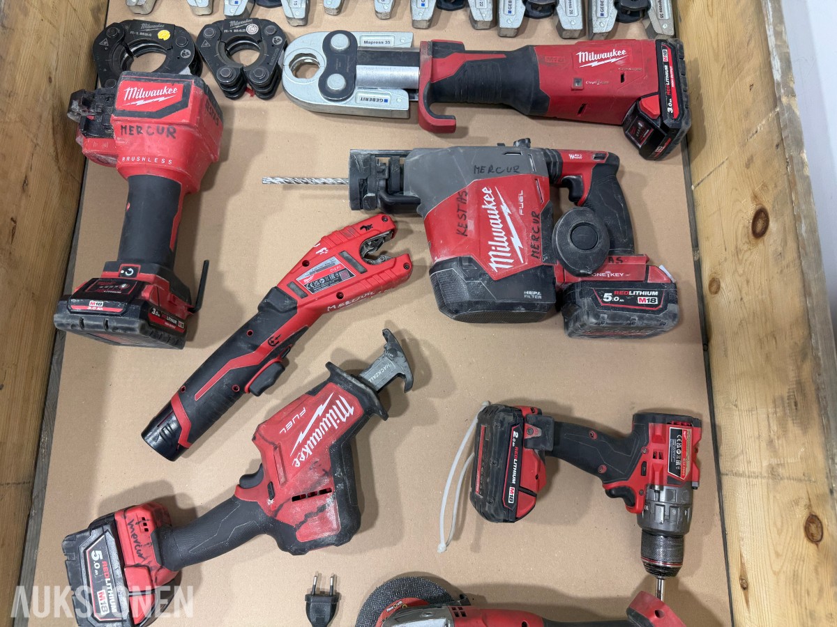 Milwaukee M18/M12 elektroverktøy, pressverktøy og Geberit Mapress pressbakker++
