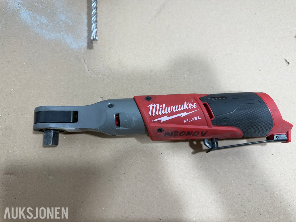 Milwaukee M18/M12 elektroverktøy, pressverktøy og Geberit Mapress pressbakker++