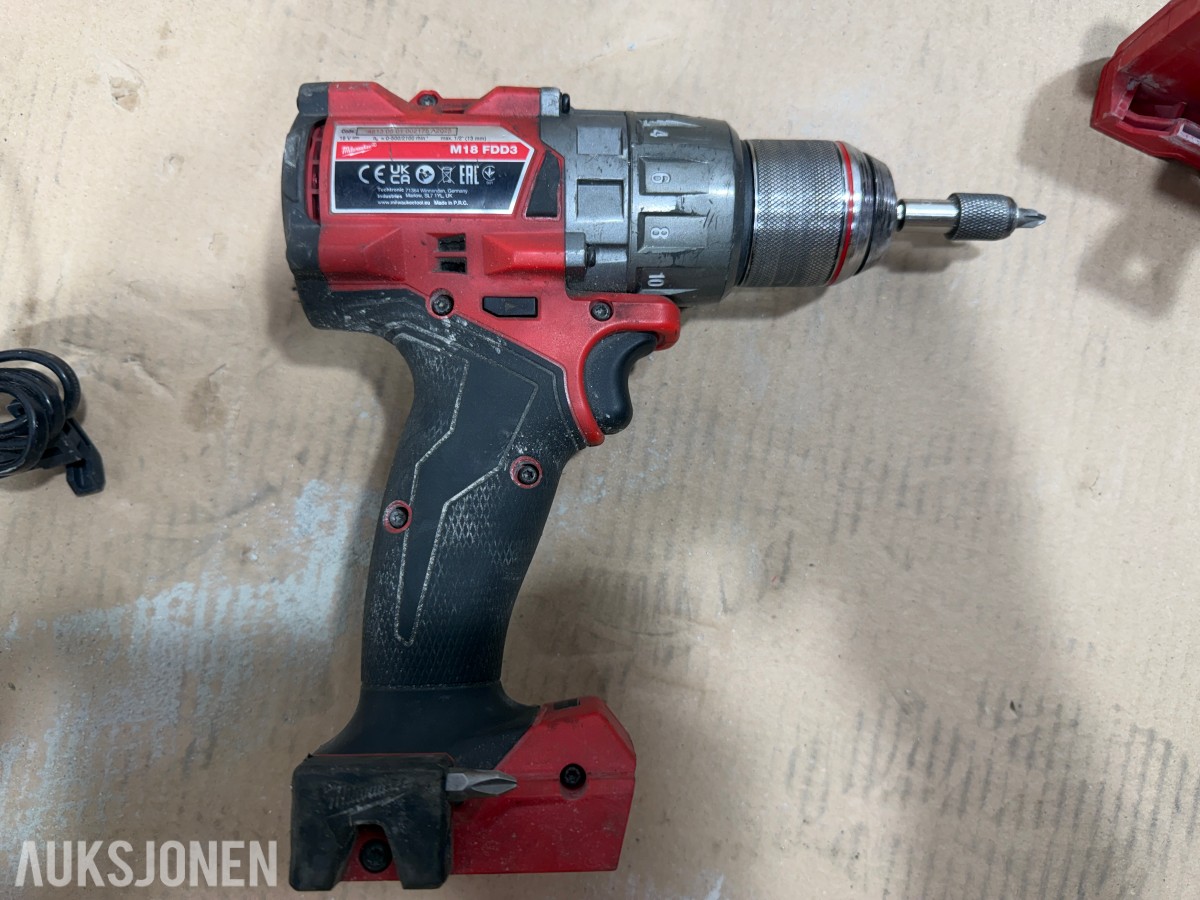 Milwaukee M18/M12 elektroverktøy, batterier og pressbakker fra Geberit,