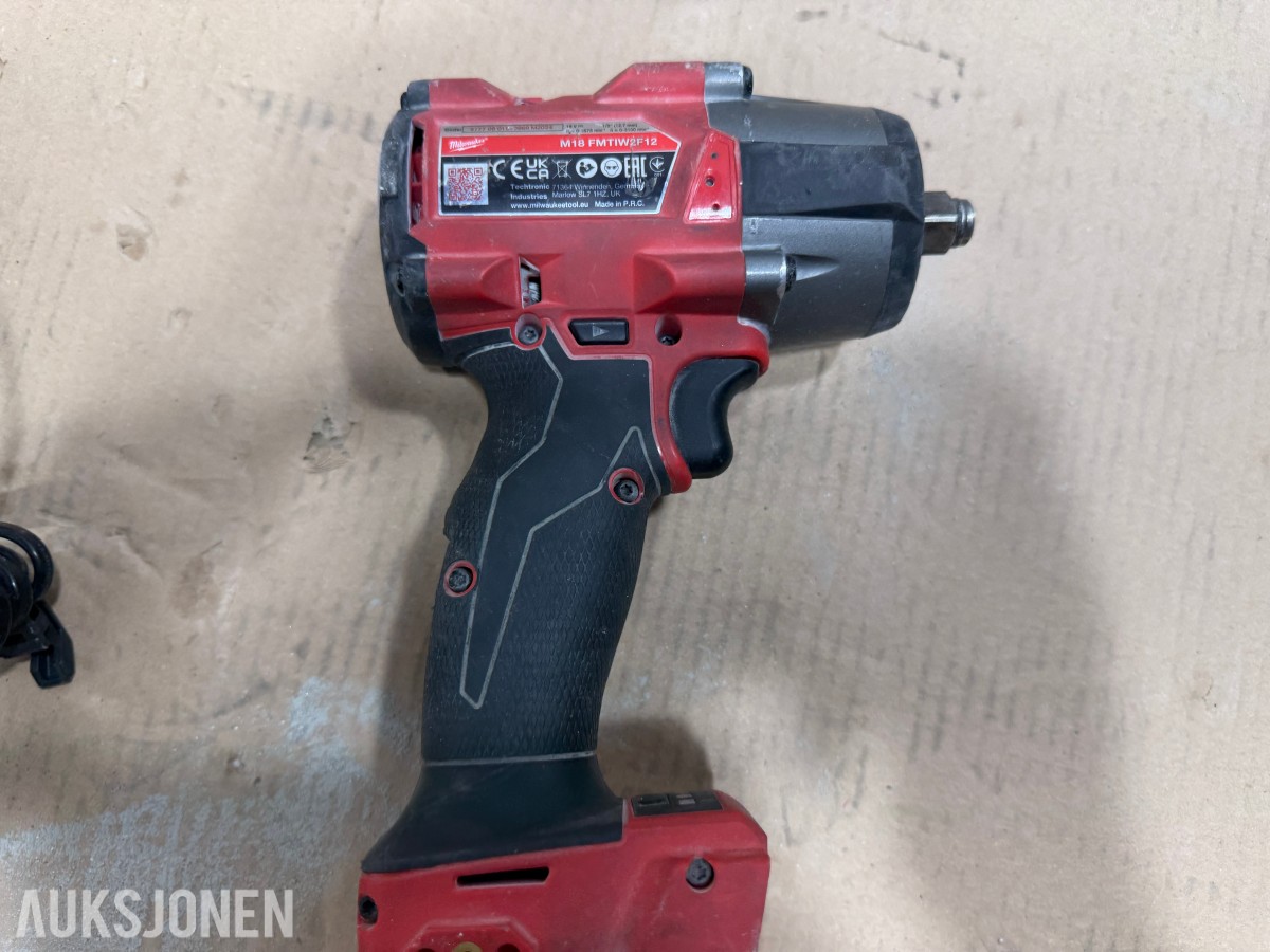 Milwaukee M18/M12 elektroverktøy, batterier og pressbakker fra Geberit,