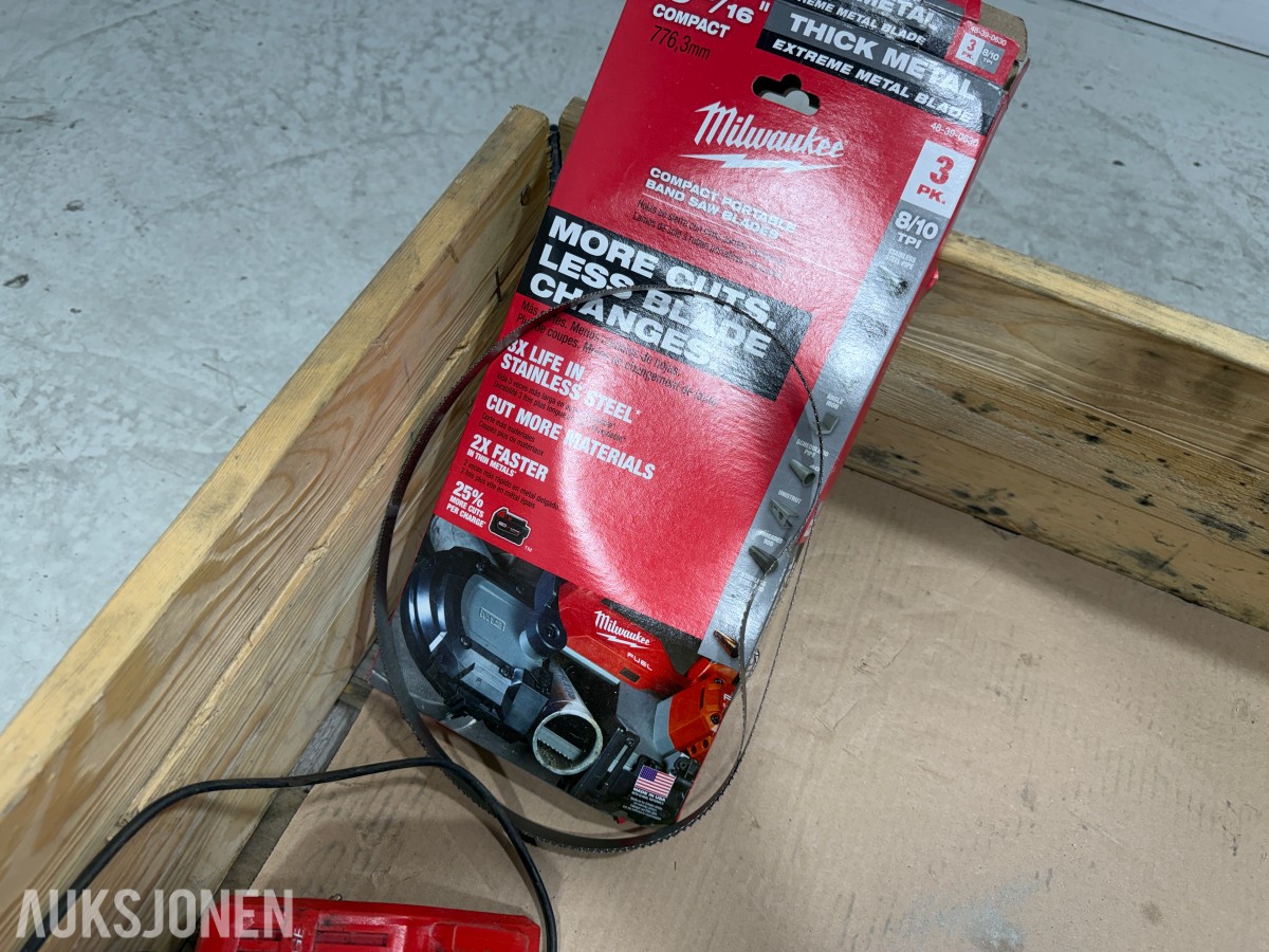 Milwaukee M18/M12 elektroverktøy, batterier og pressbakker fra Geberit,