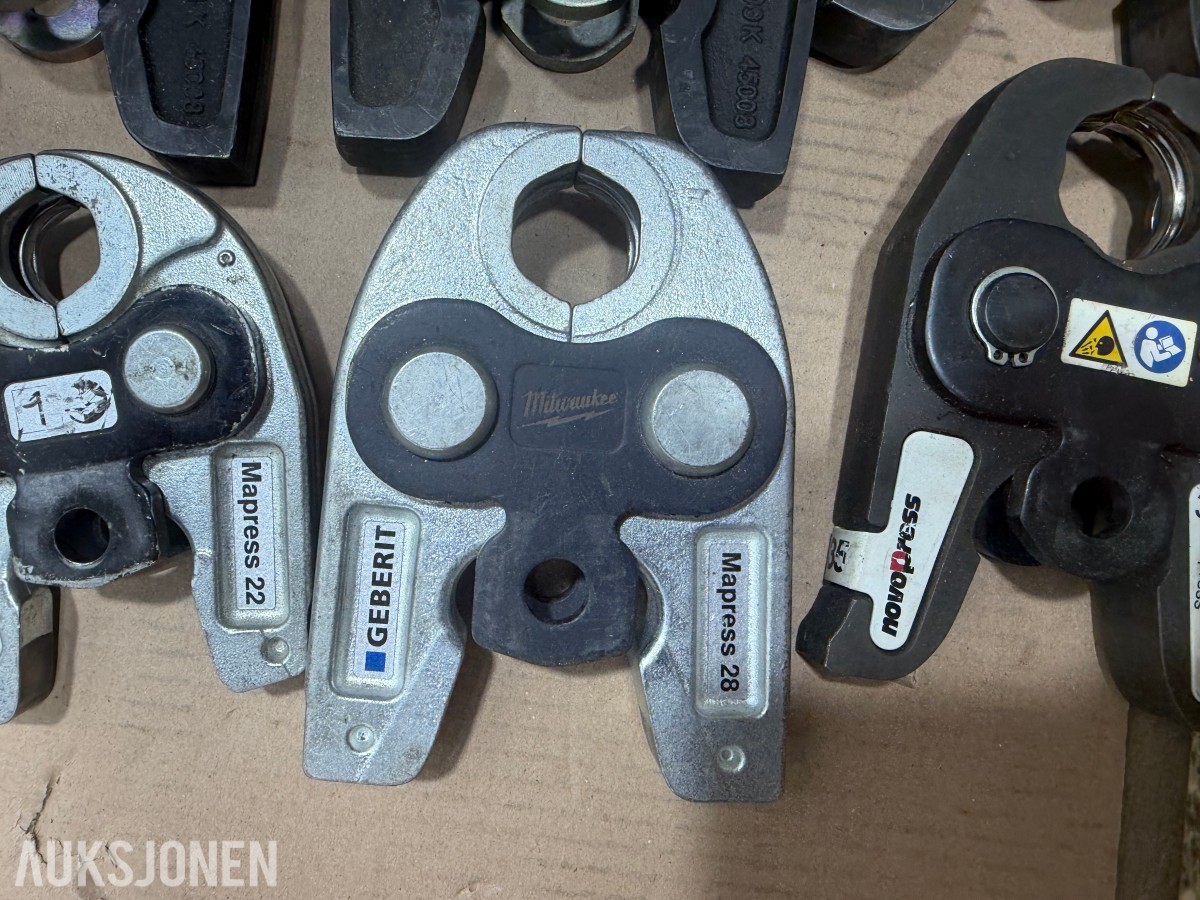 Milwaukee M18/M12 elektroverktøy, batterier og pressbakker fra Geberit,