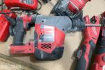 Milwaukee M18/M12 elektroverktøy, batterier og pressbakker fra Geberit,