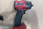 Milwaukee M18/M12 elektroverktøy, batterier og pressbakker fra Geberit,