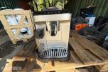 DeLonghi Magnifica Evo automatisk kaffemaskin med melkebeholder