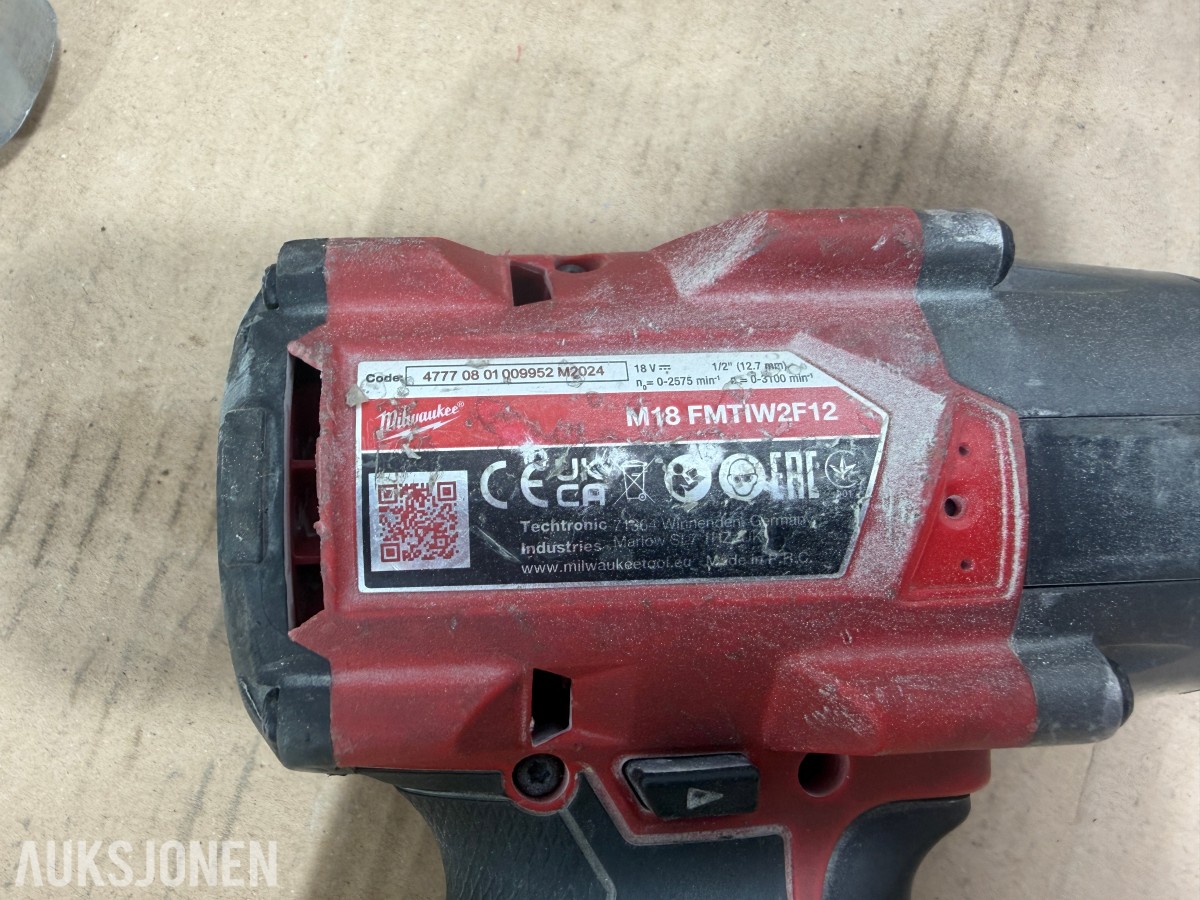 Milwaukee M12/M18 verktøy, batterier, ladere og pressbakker