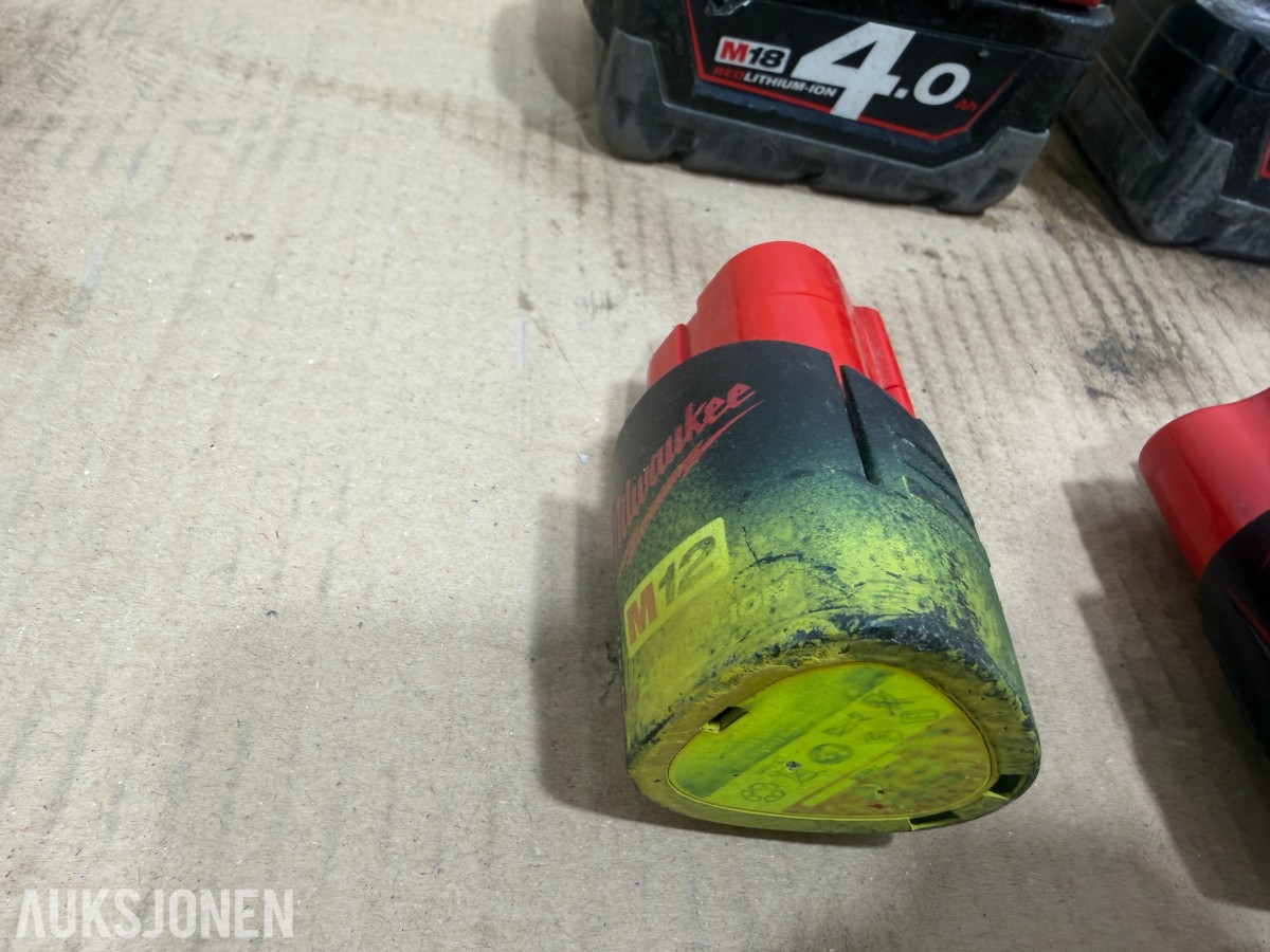 Milwaukee M12/M18 verktøy, batterier, ladere og pressbakker