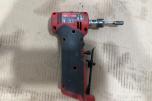 Milwaukee M12/M18 verktøy, batterier, ladere og pressbakker