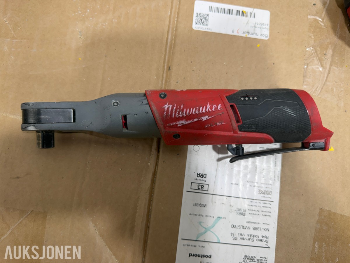 Milwaukee M18/M12 elektroverktøy, pressverktøy, pressbakker, batterier og ladere