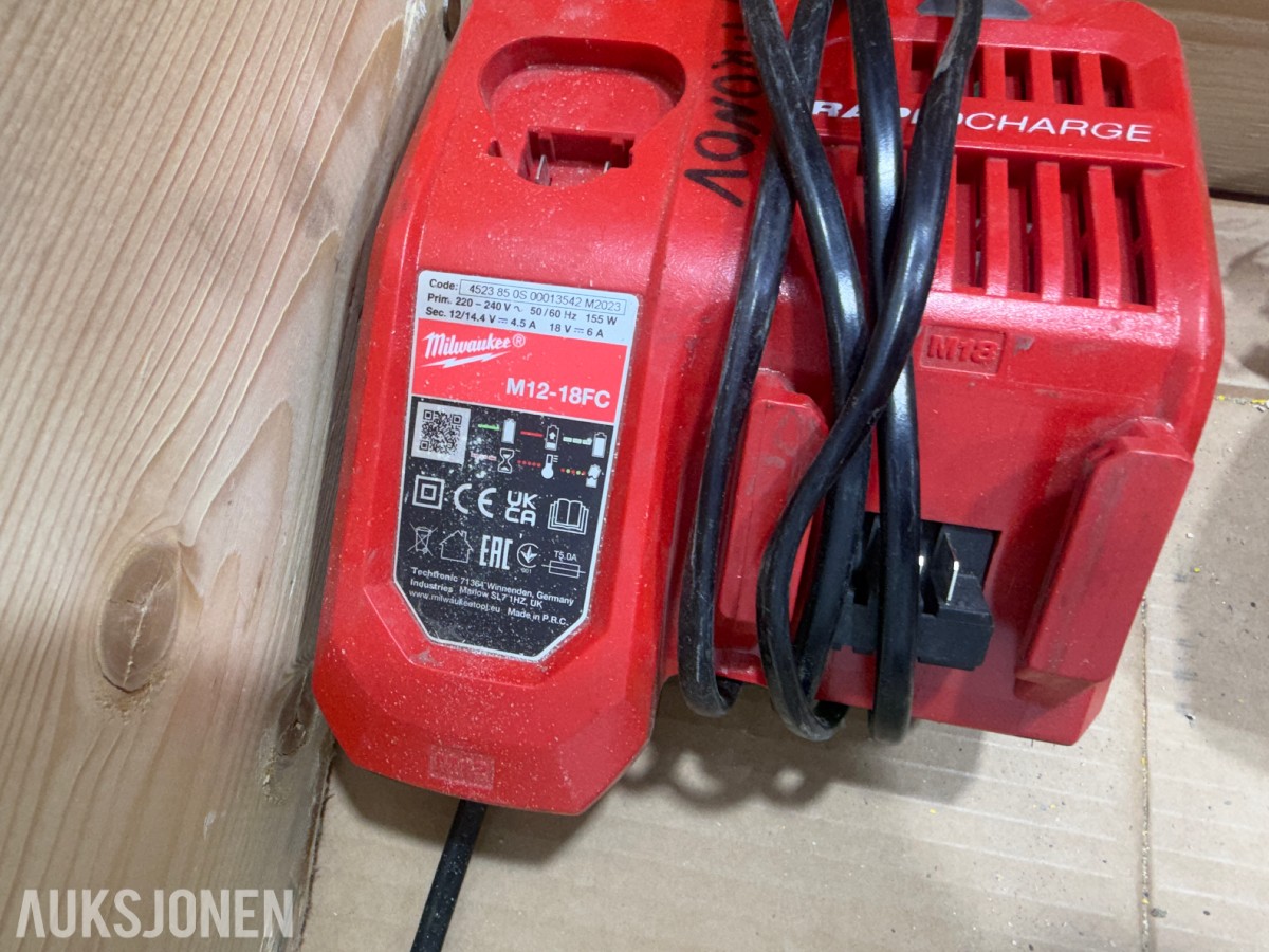 Milwaukee M18/M12 elektroverktøy, pressverktøy, pressbakker, batterier og ladere