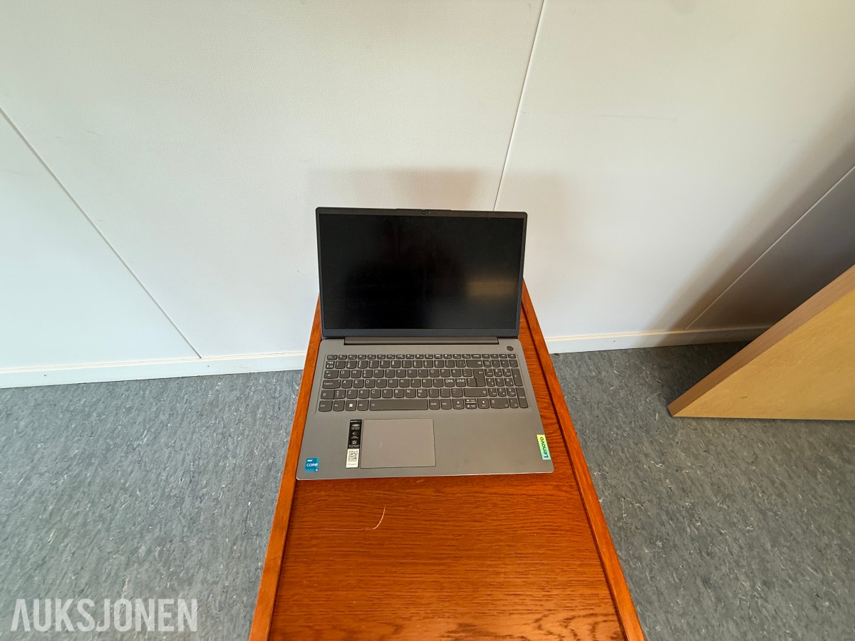 Lenovo IdeaPad 3 15IAU7 – 15,6