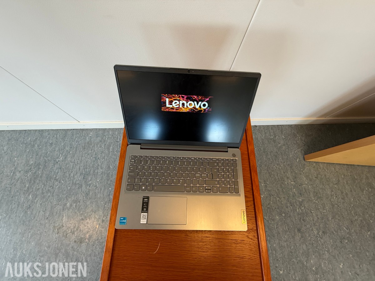 Lenovo IdeaPad 3 15IAU7 – 15,6