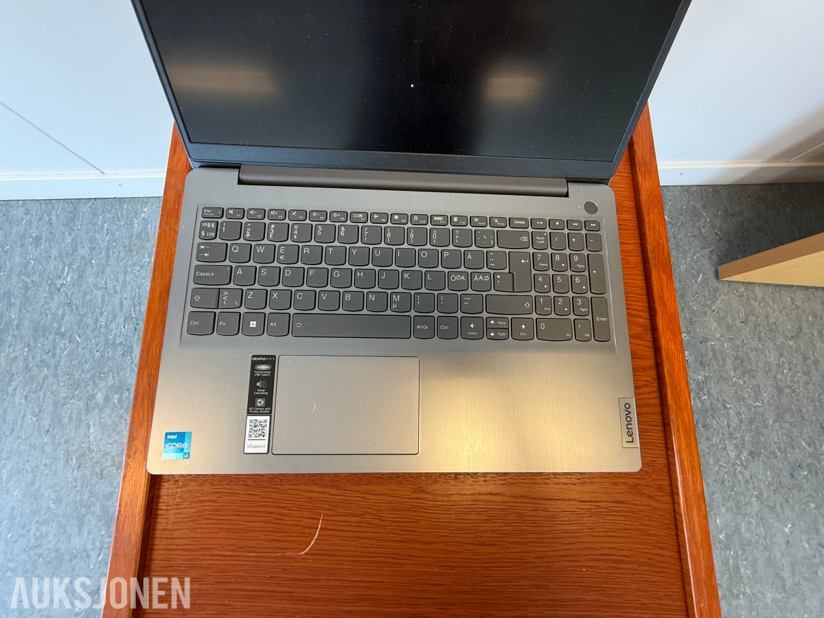 Lenovo IdeaPad 3 15IAU7 – 15,6