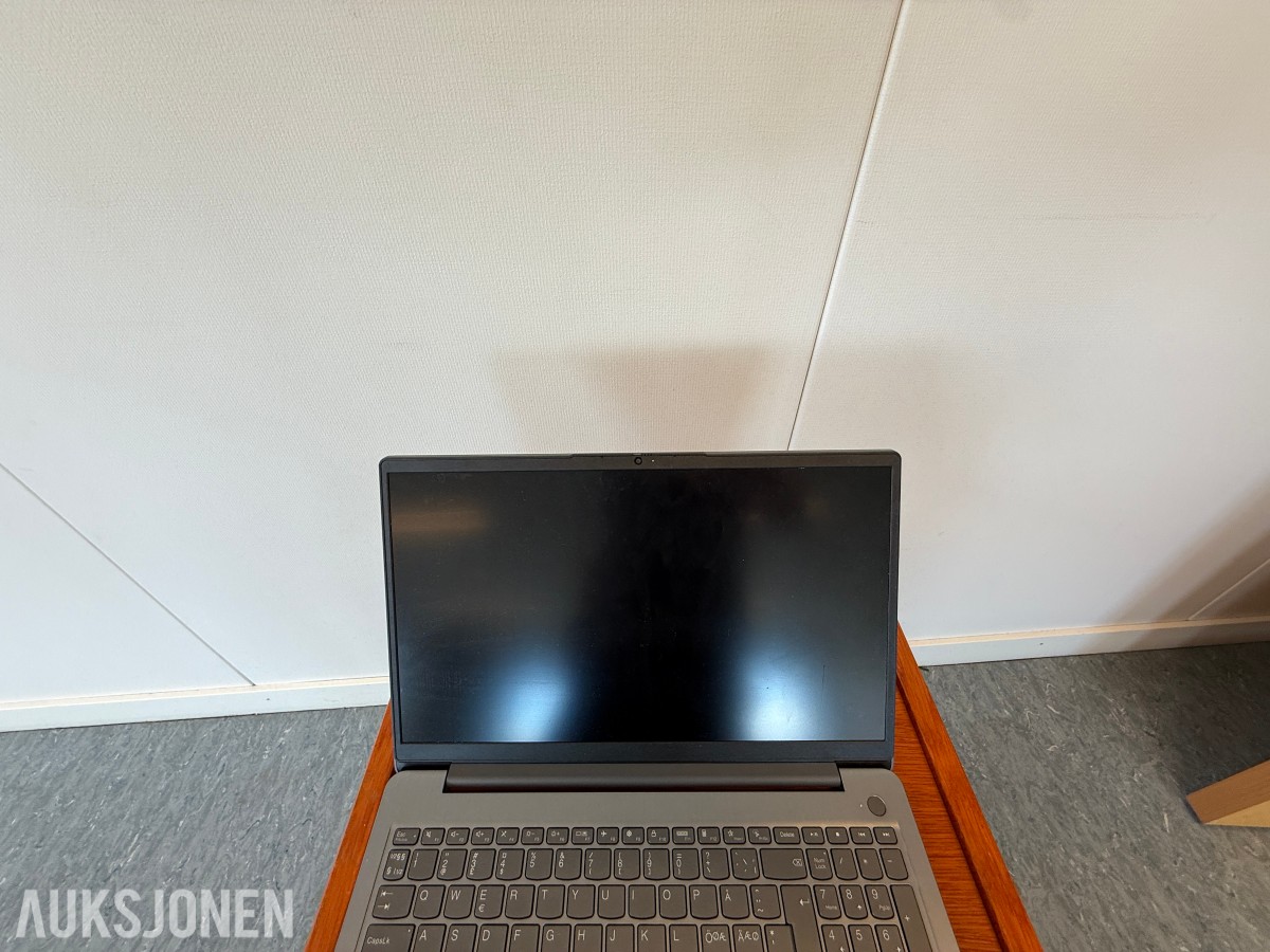 Lenovo IdeaPad 3 15IAU7 – 15,6