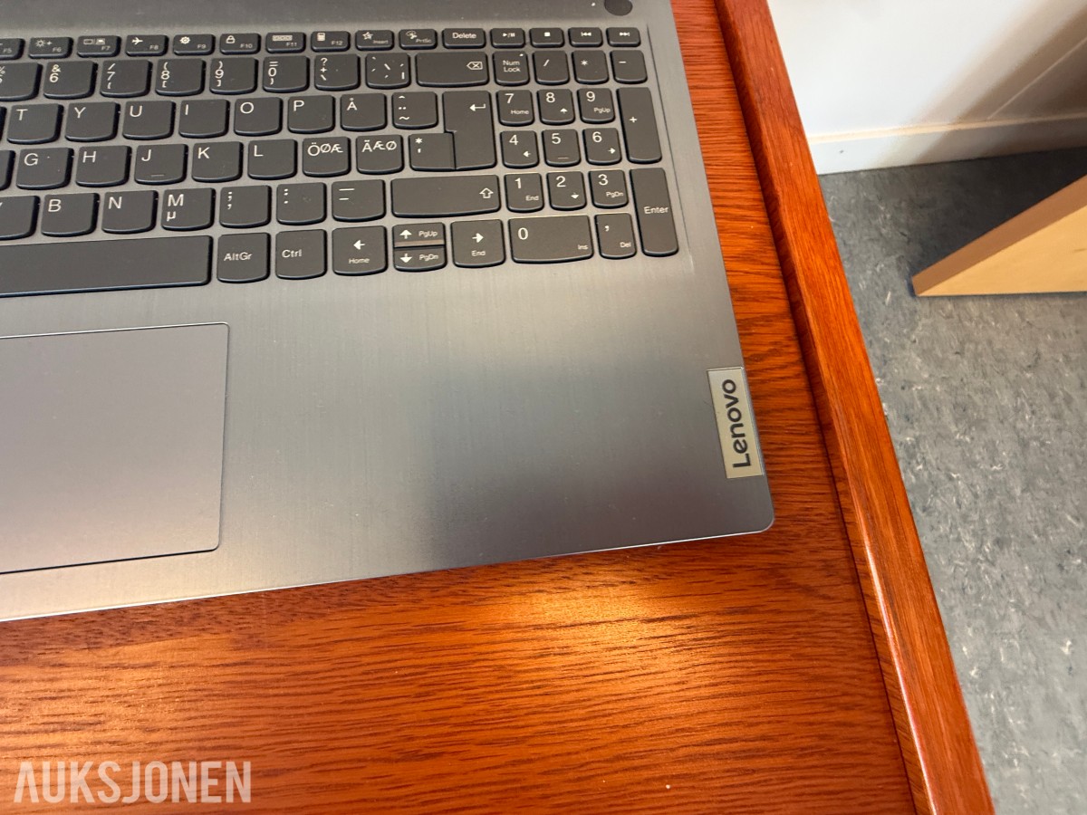 Lenovo IdeaPad 3 15IAU7 – 15,6