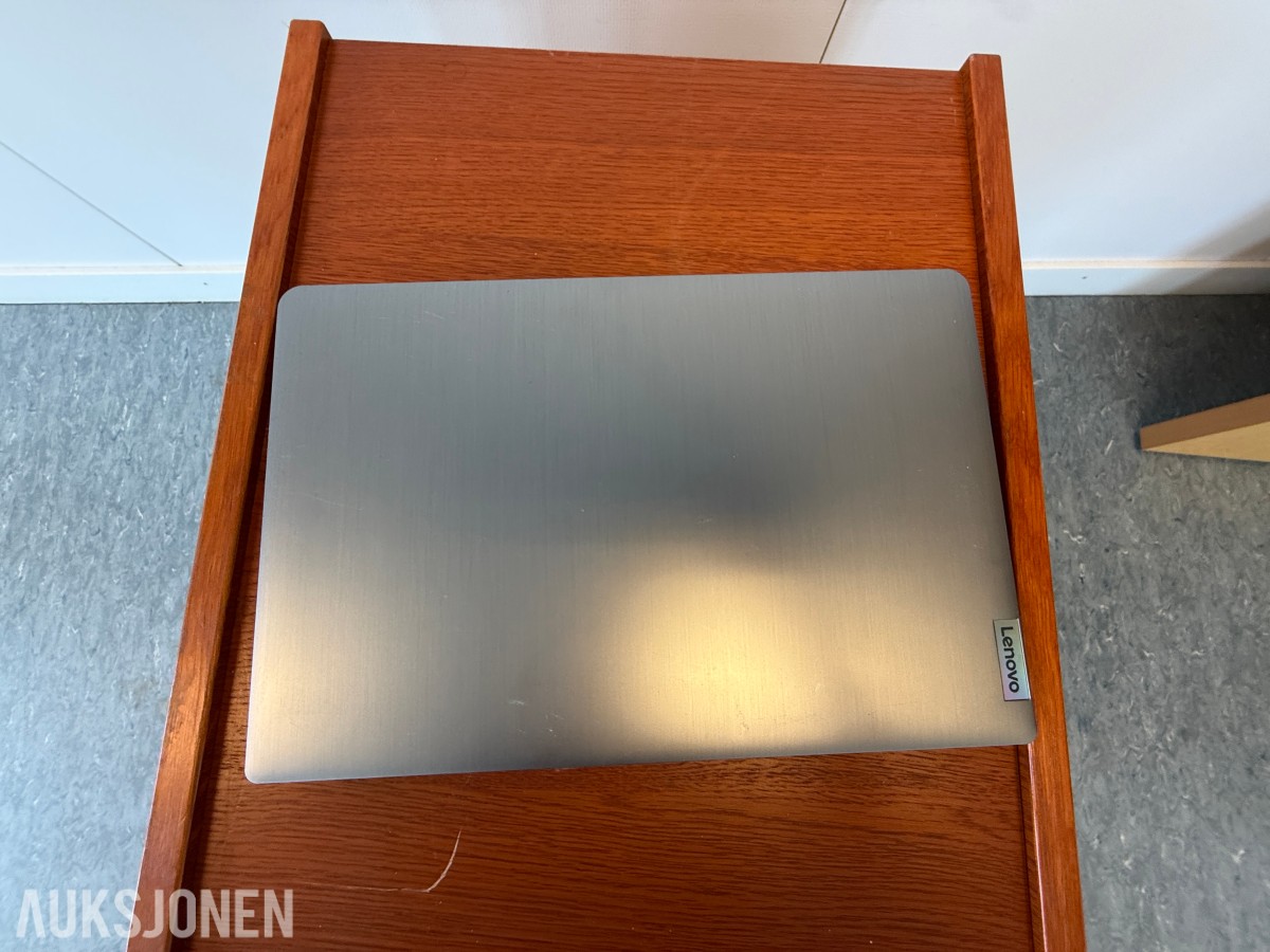 Lenovo IdeaPad 3 15IAU7 – 15,6