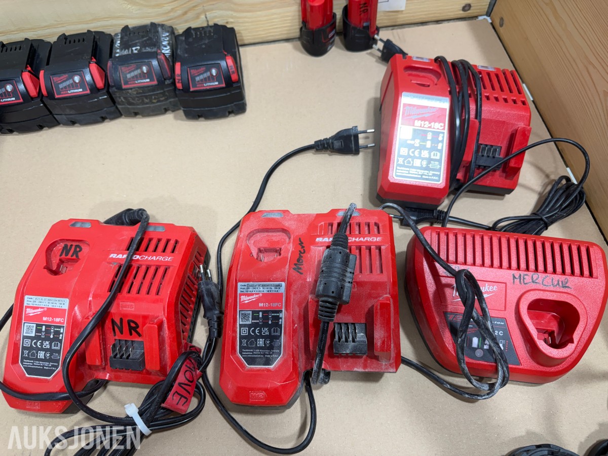 Milwaukee M18/M12 Muttertrekker/meiselhammer/bajonettsag/, batterier og ladere
