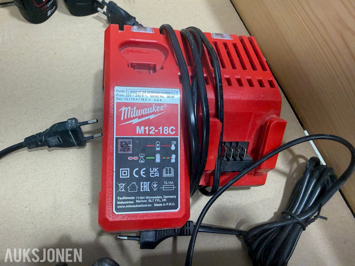 Milwaukee M18/M12 Muttertrekker/meiselhammer/bajonettsag/, batterier og ladere