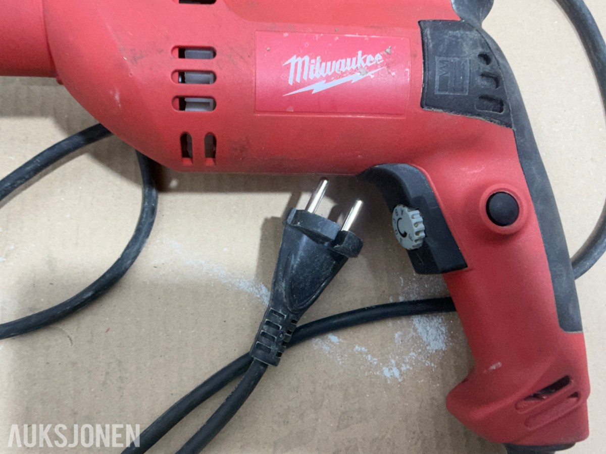 Milwaukee M12/M18 verktøy, batterier, ladere og Geberit Mapress pressbakker