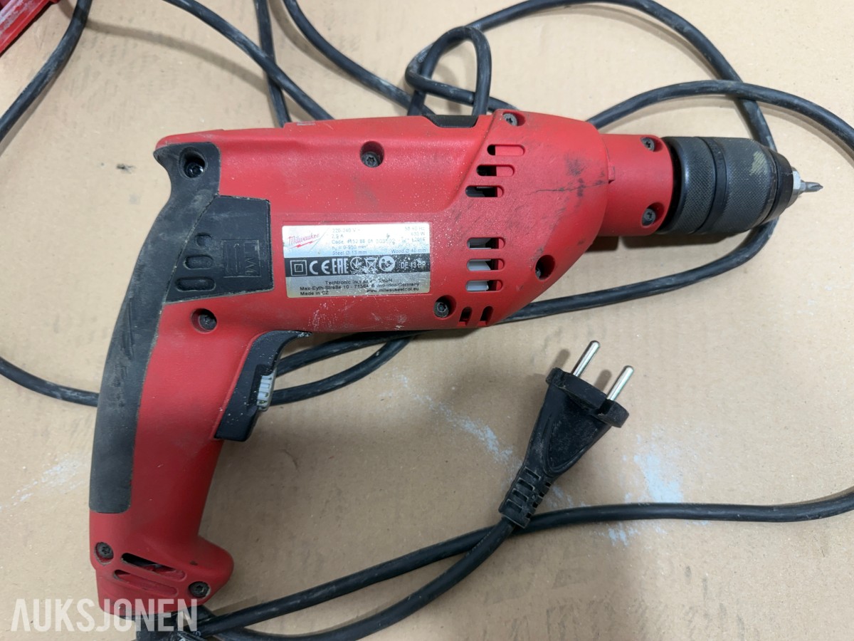Milwaukee M12/M18 verktøy, batterier, ladere og Geberit Mapress pressbakker