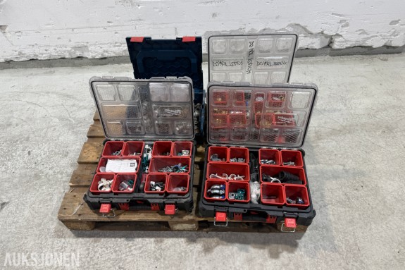 Milwaukee PACKOUT sortimentskasser med rørdeler og festemateriell