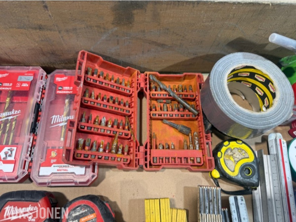 Parti håndverktøy og forbruksmateriell – Milwaukee, Bahco, Bosch m.fl.