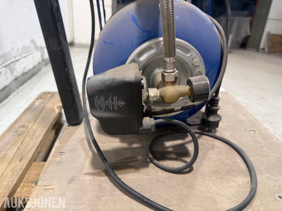 Altech PPT 800 W pumpautomat med trykktank