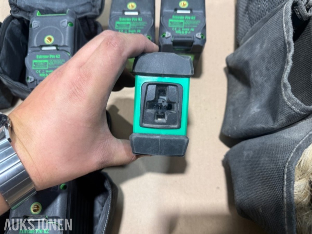 Bosch GLL 3-80 C linjelaser med Extreme Pro G2 lasere
