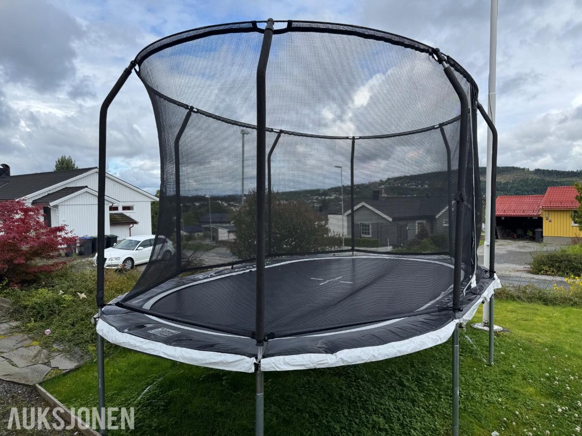 2022 Proflyer Airbounce 457 Trampoline 