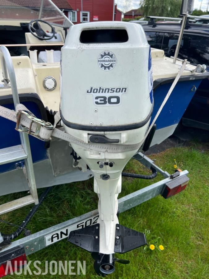 1990 SeaRay 160 båt med motor og henger