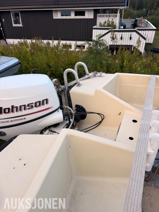1990 SeaRay 160 båt med motor og henger