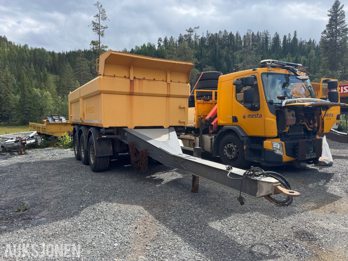 2006 HM KHMD-24L Trippelkjærre