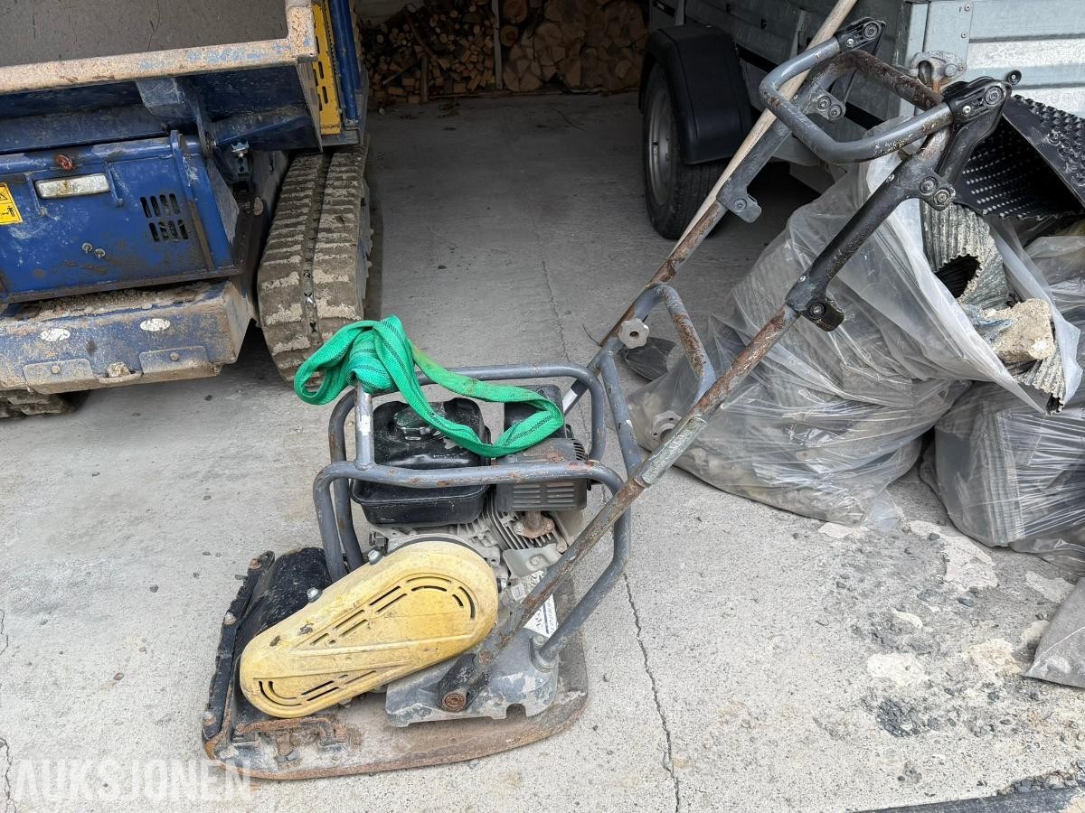 2017 Atlas Copco LF100 Vibroplate