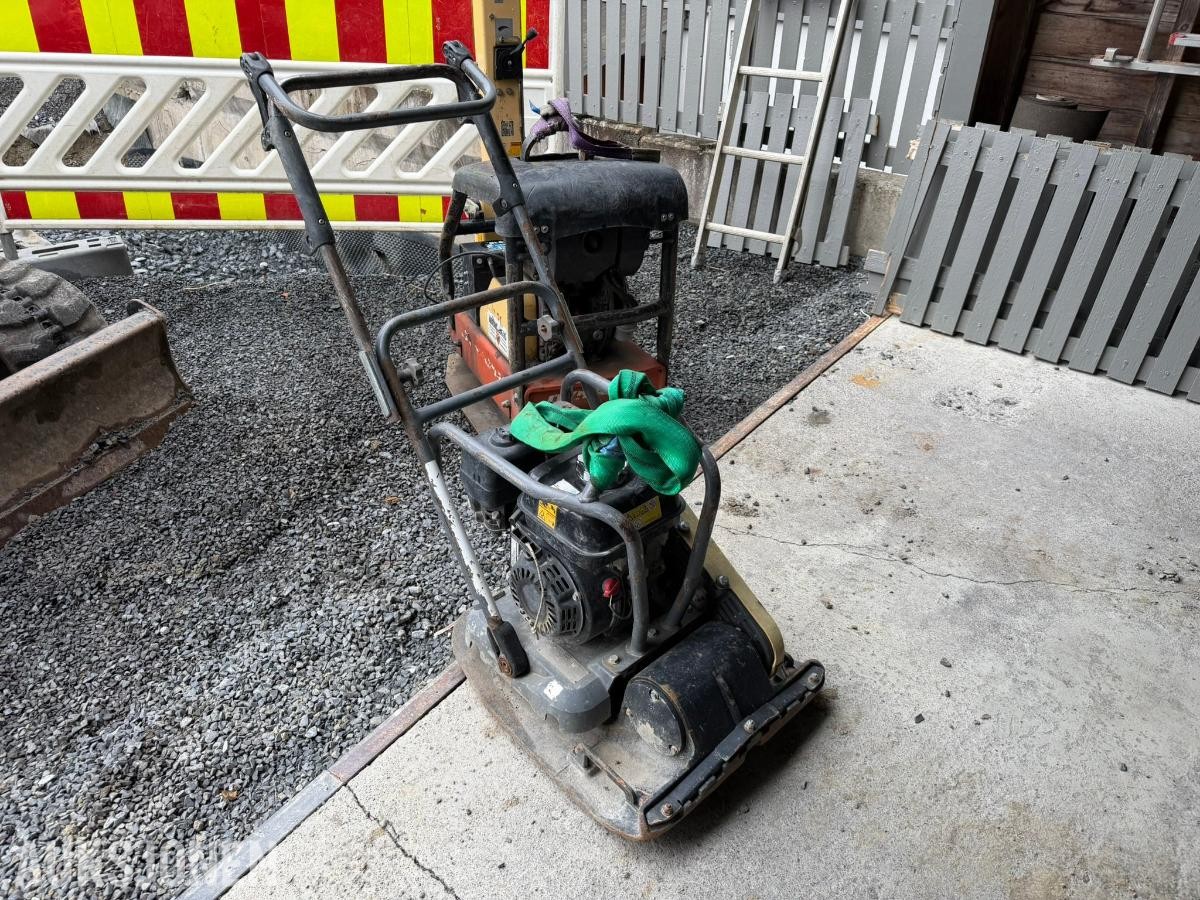 2017 Atlas Copco LF100 Vibroplate