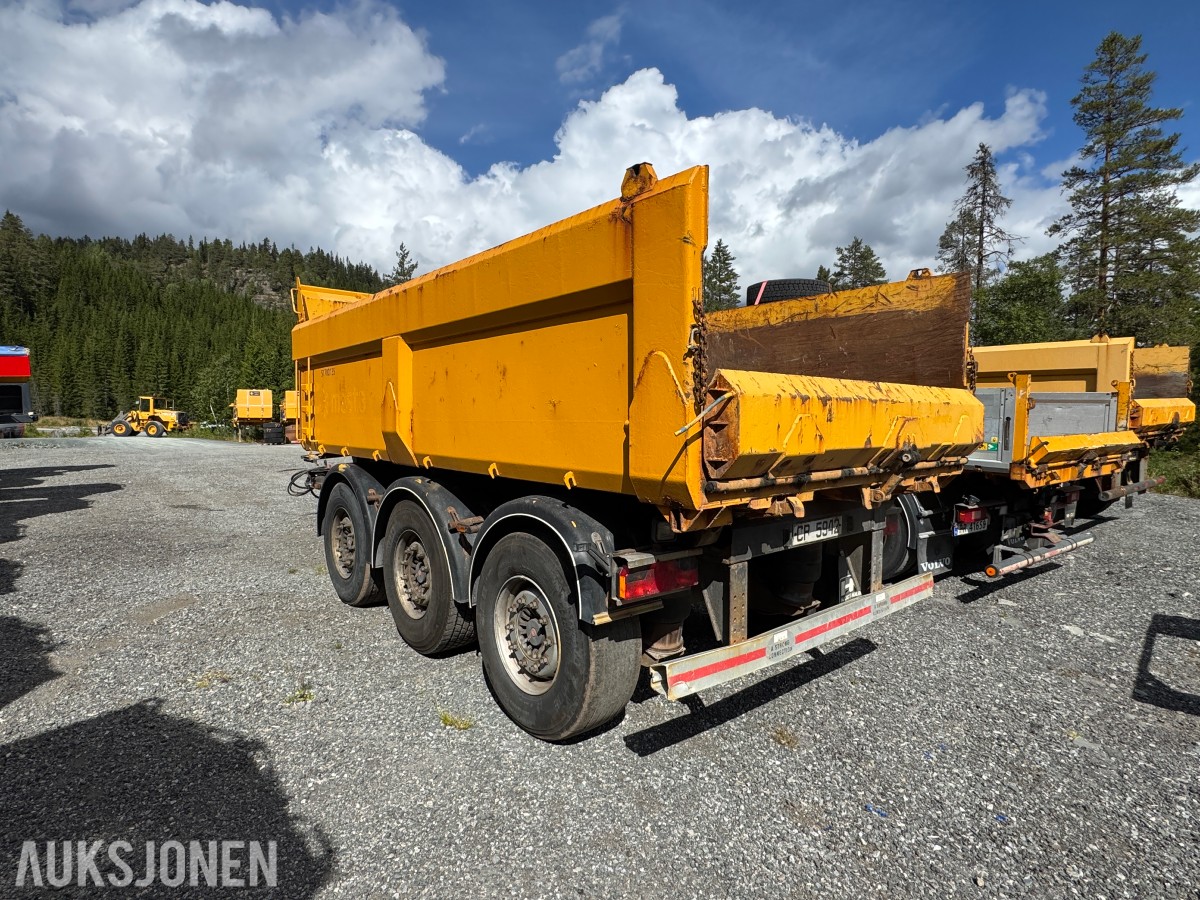 2006 HM KHMD-24L Trippelkjærre 19 960 kg nyttelast