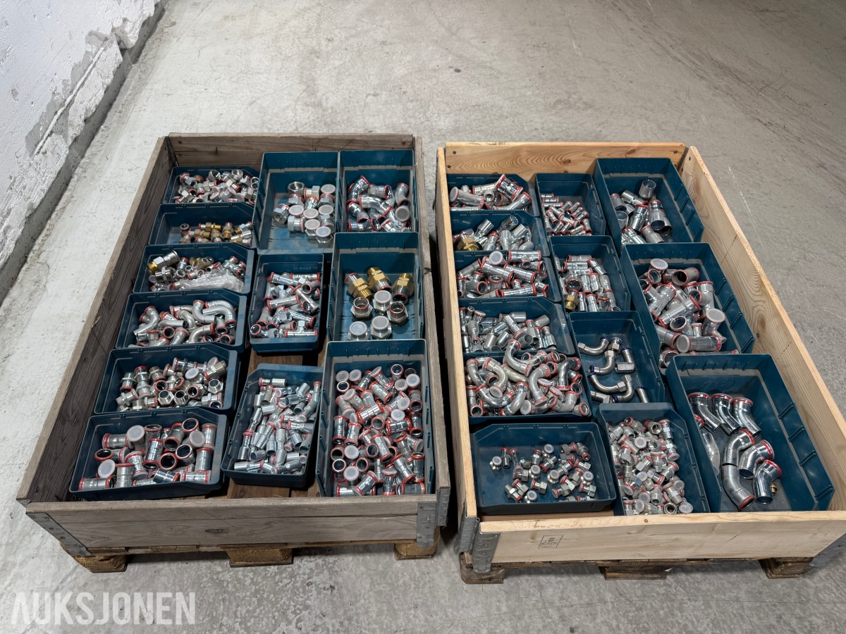 Stort parti pressfittings og rørdeler