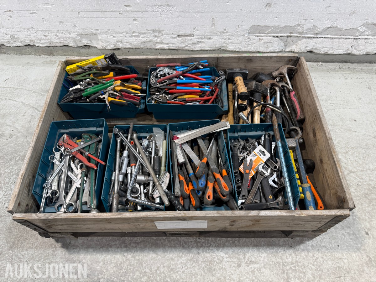 Verktøyparti med håndverktøy – Bahco, Knipex m.fl.